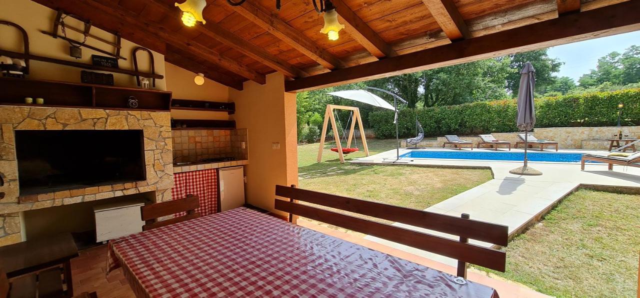 Sunny Garden Villa With Pool Loborika المظهر الخارجي الصورة